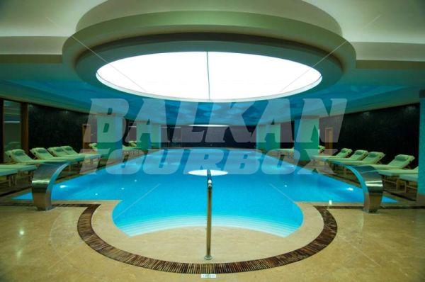 почивка в Ramada Plaza Antalya