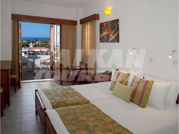 holiday in Kyknos Beach Hotel and Bungalows
