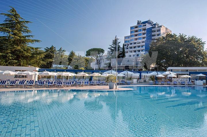 holiday in Valamar Diamant