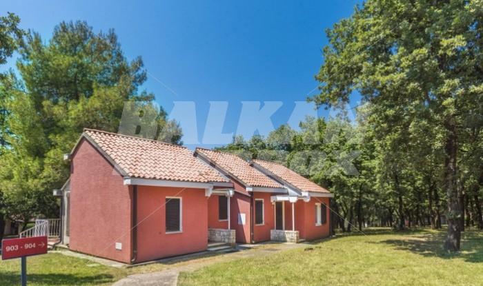 почивка в Polynesia Apartments