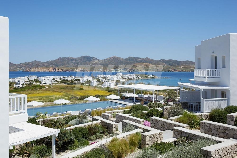 почивка в  Milos Breeze Boutique