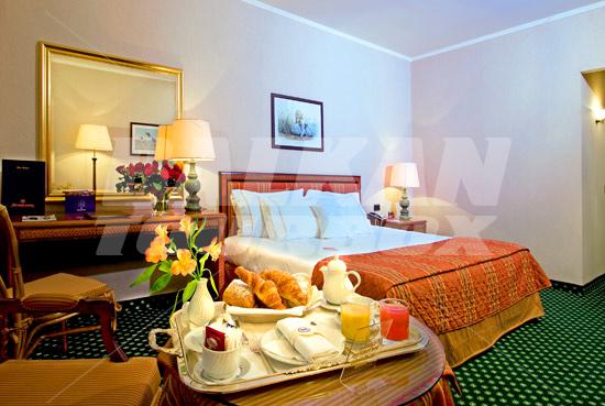 почивка в Sheraton Genova