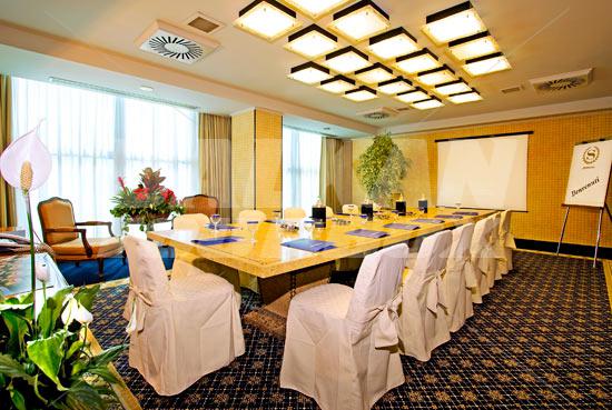 почивка в Sheraton Genova