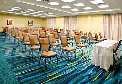 почивка в SpringHill Suites by Marriott Pittsburgh Southside Works