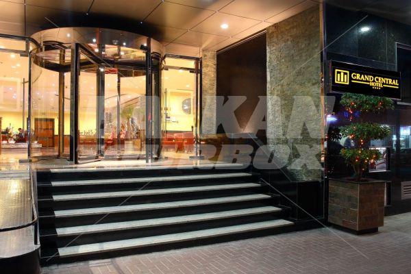 почивка в  Grand Central Hotel