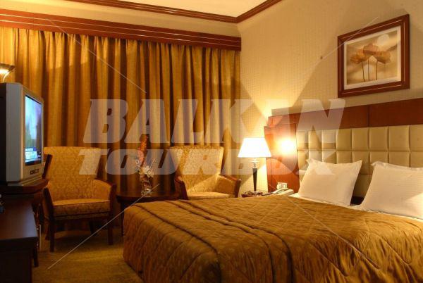 почивка в Grand Central Hotel