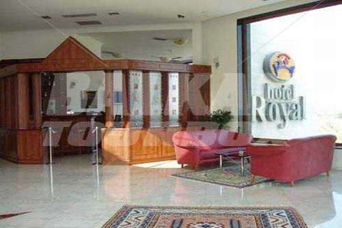 holiday in Royal