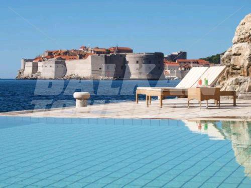 holiday in Grand Villa Argentina