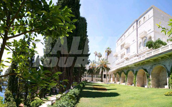 holiday in Grand Villa Argentina