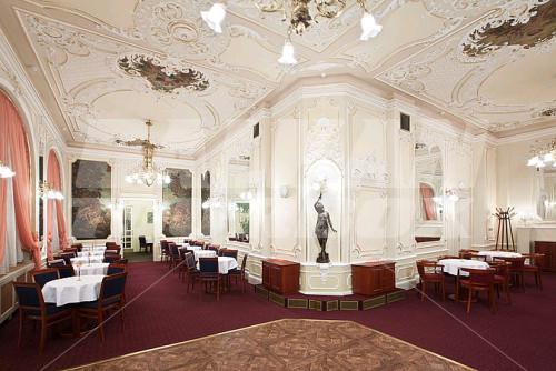 почивка в OREA Hotel Palace Zvon