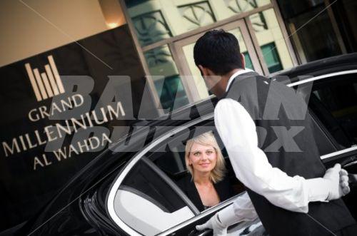 почивка в Grand Millennium Al Wahda