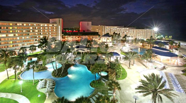 holiday in  Sheraton Nassau Beach Resort and Casino