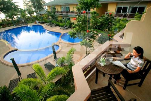 holiday in Bucchus Home Resort