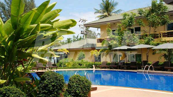 holiday in Bucchus Home Resort