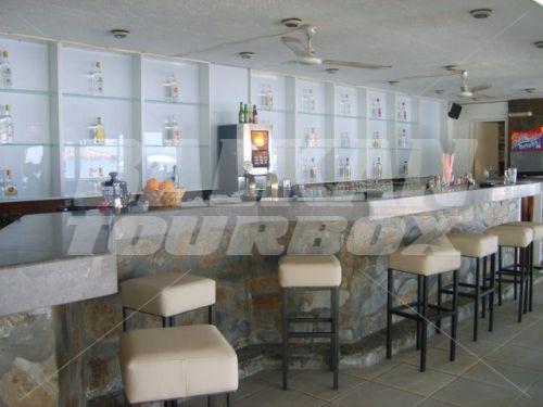 holiday in Happy Days Hotel