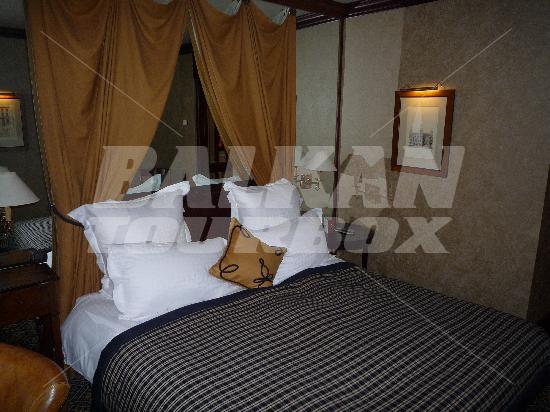 почивка в Warwick Brussels