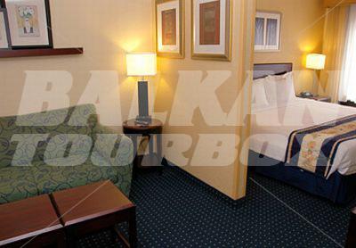 почивка в SpringHill Suites by Marriott Houston Hobby Airport