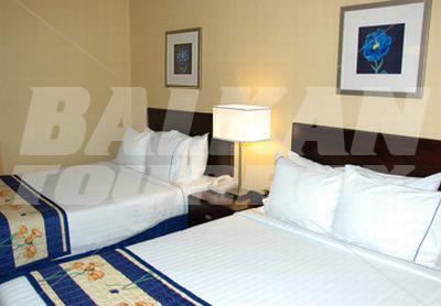 почивка в SpringHill Suites by Marriott Houston Hobby Airport