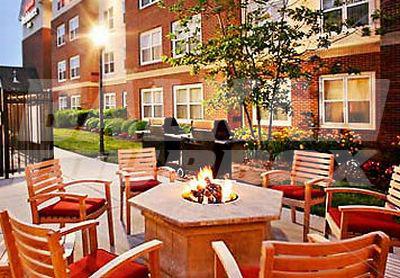 почивка в Residence Inn by Marriott Richmond Northwest