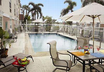 почивка в TownePlace Suites by Marriott Fort Lauderdale West