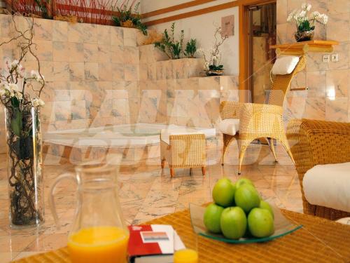 почивка в Golden Tulip Savoy Prague