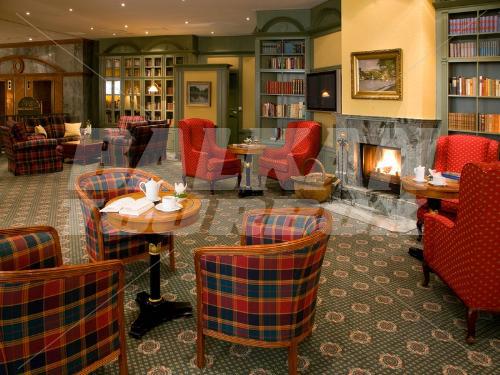 почивка в Golden Tulip Savoy Prague