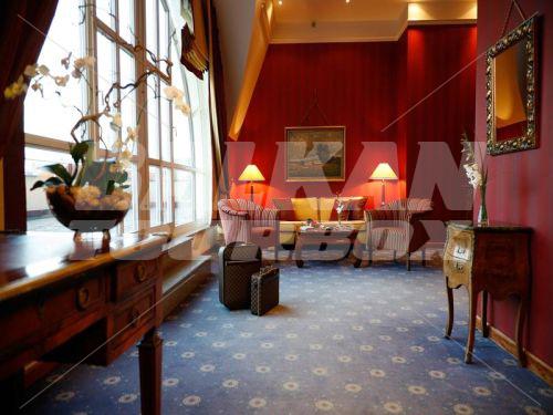 почивка в Golden Tulip Savoy Prague