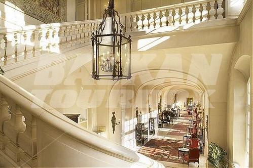 почивка в Chateau D Artigny