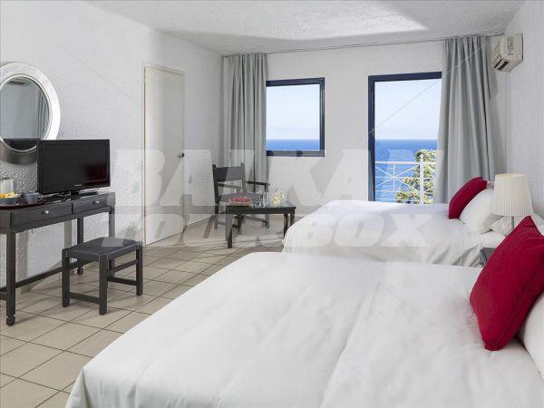 holiday in Peninsula Resort and Spa