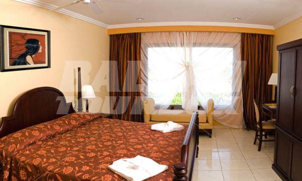 почивка в Iberostar Laguna Azul