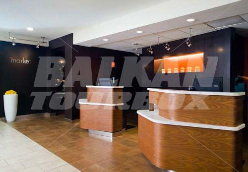 почивка в Courtyard by Marriott Fresno