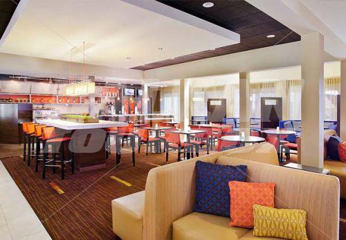 почивка в Courtyard by Marriott Fresno