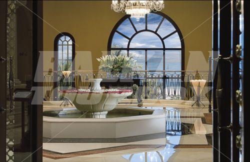 почивка в The Ritz Carlton Dubai