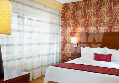 почивка в Courtyard by Marriott Kansas City Airport