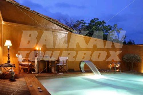 holiday in Le Convivial Luxury Suites and Spa