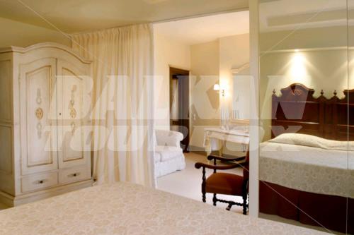 holiday in Le Convivial Luxury Suites and Spa