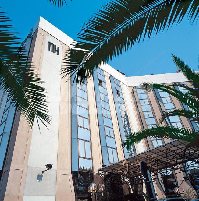 почивка в  NH Nice