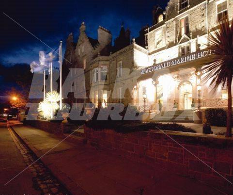 holiday in Macdonald Marine (45kms from Edinburgh)