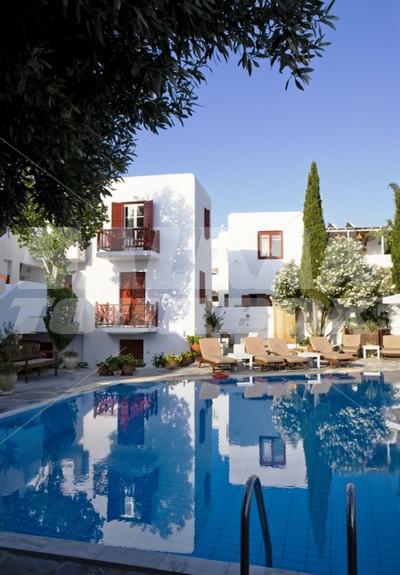 holiday in Despotiko Hotel