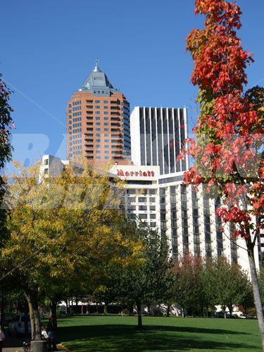 почивка в Portland Marriott Downtown Waterfront