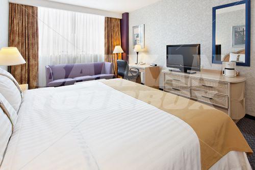 почивка в Holiday Inn Monterrey - Parque Fundidora