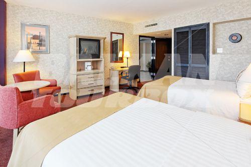 почивка в Holiday Inn Monterrey - Parque Fundidora