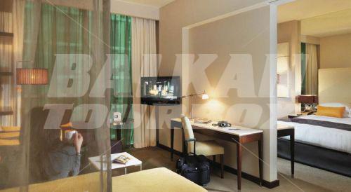почивка в Centrе Al Barsha Hotel