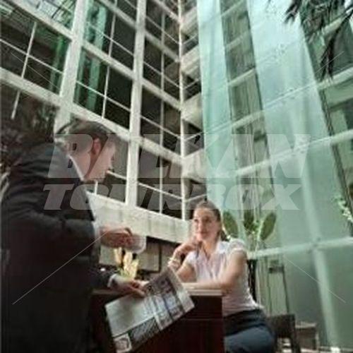 почивка в Centrе Al Barsha Hotel