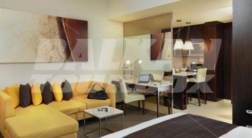 почивка в Centrе Al Barsha Hotel