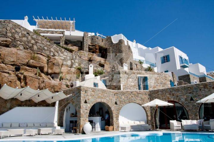 holiday in  Kouros