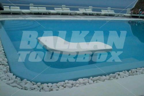 holiday in Kouros