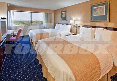 почивка в Courtyard by Marriott Austin-University Area