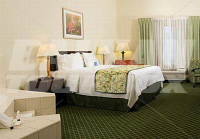 почивка в Fairfield Inn by Marriott Orlando Airport