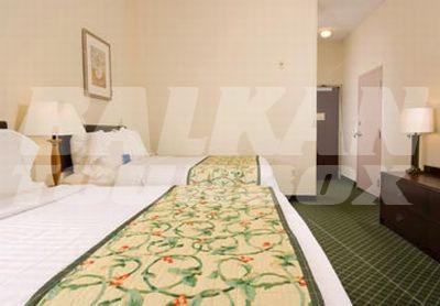 почивка в Fairfield Inn by Marriott Orlando Airport